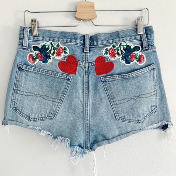 Lucky Brand A Line Vintage Short High Rise Embroidered Cutoff Denim Size 28 - Picture 11 of 11